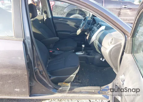 2015 Nissan Versa 1.6 Sv z USA, uszkodzony, nr VIN 3N1CN7AP4FL800155